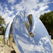 Mirror Polished Stainless steel Sculpture